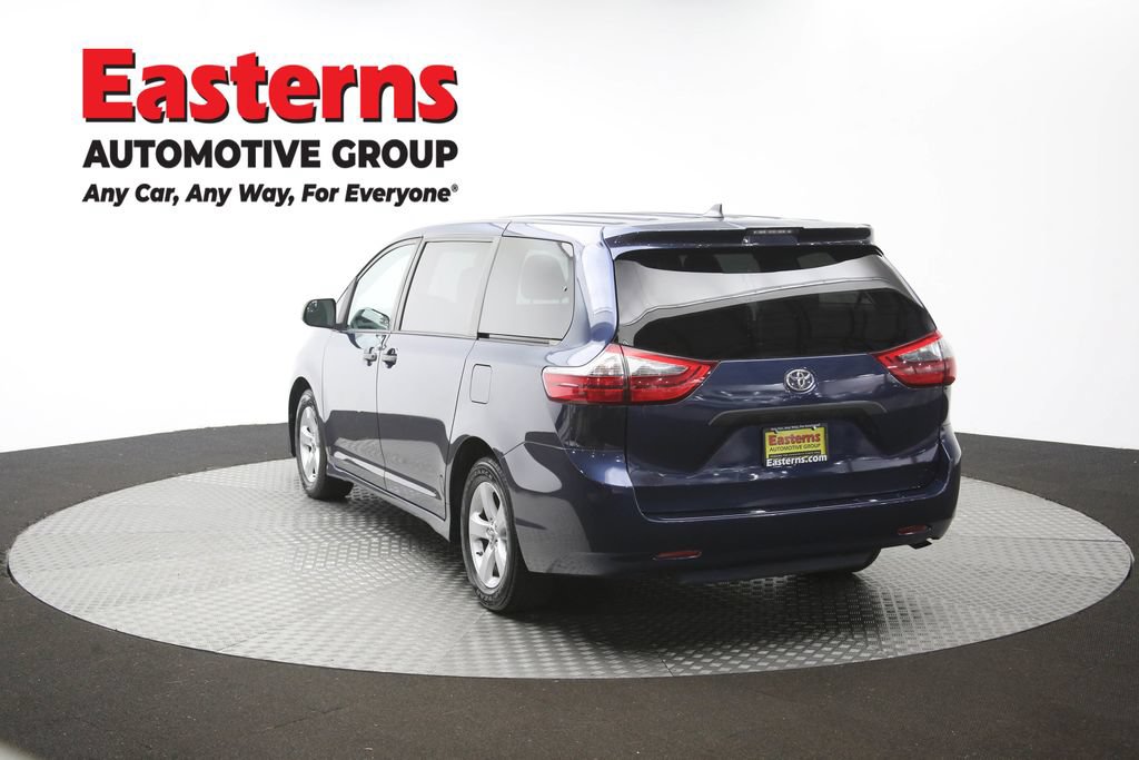 Used 2020 Toyota Sienna L FWD image 35