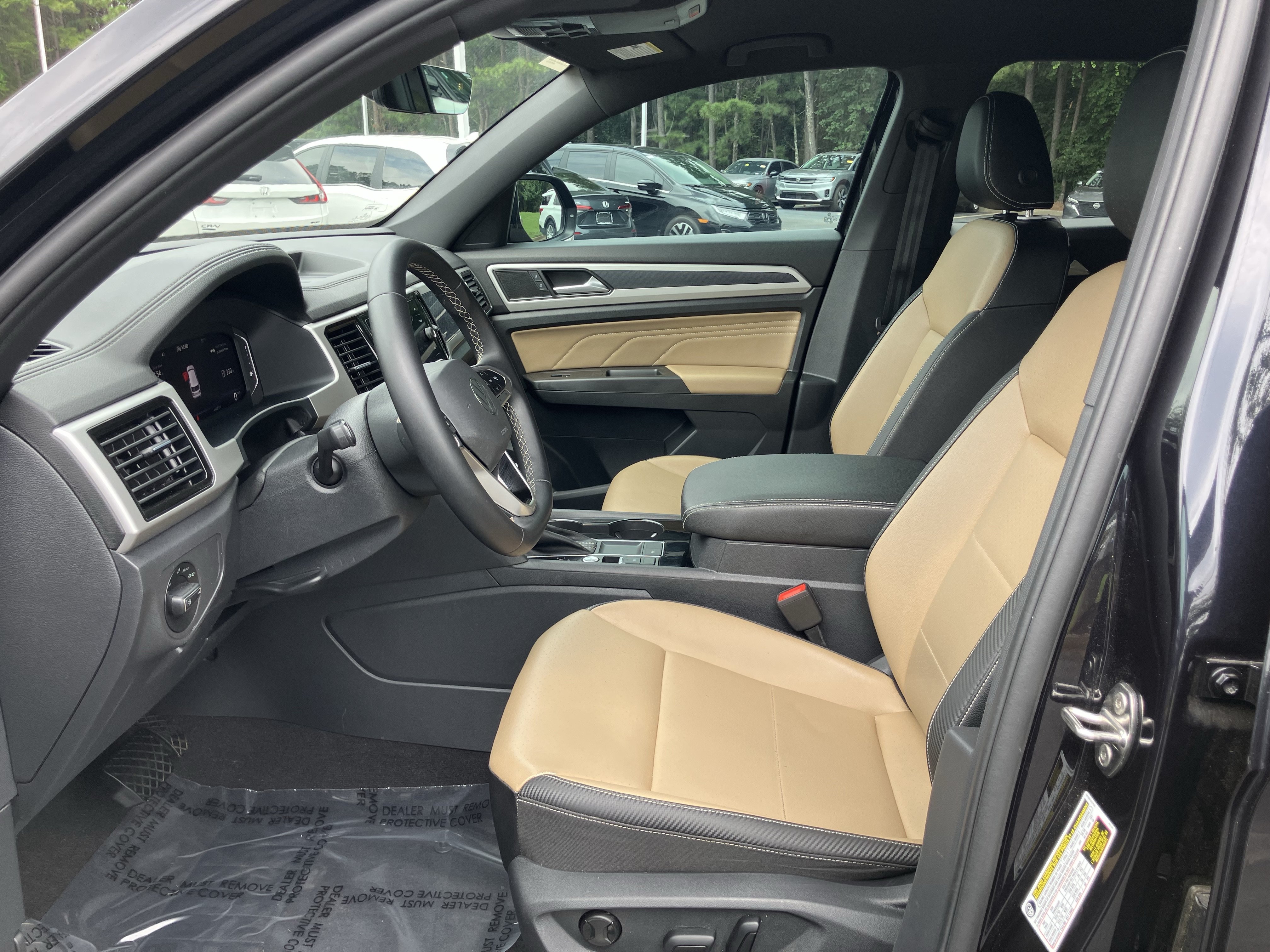 Used 2023 Volkswagen Atlas Cross Sport SE FWD image 16