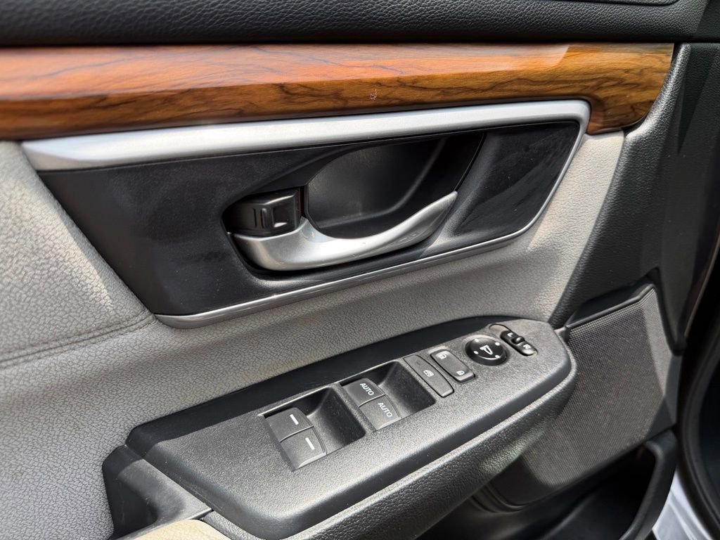 Used 2017 Honda CR-V EX image 17