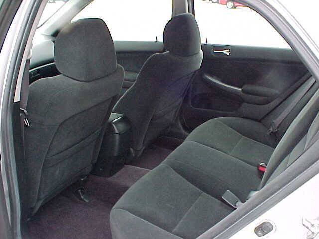 Used 2006 Honda Accord VP image 18