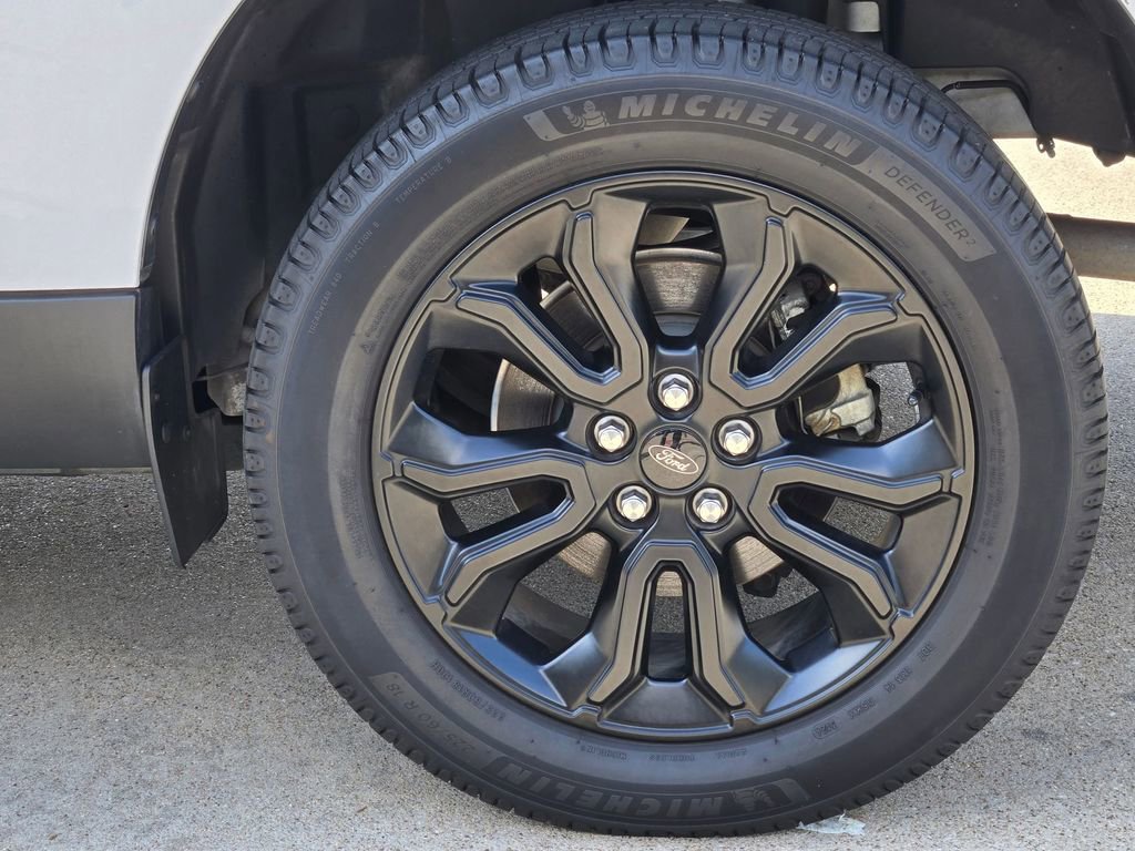 Used 2023 Ford Maverick Lariat w/ Black Appearance Package FWD image 22