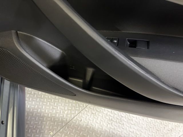 Used 2022 Toyota Corolla LE image 50