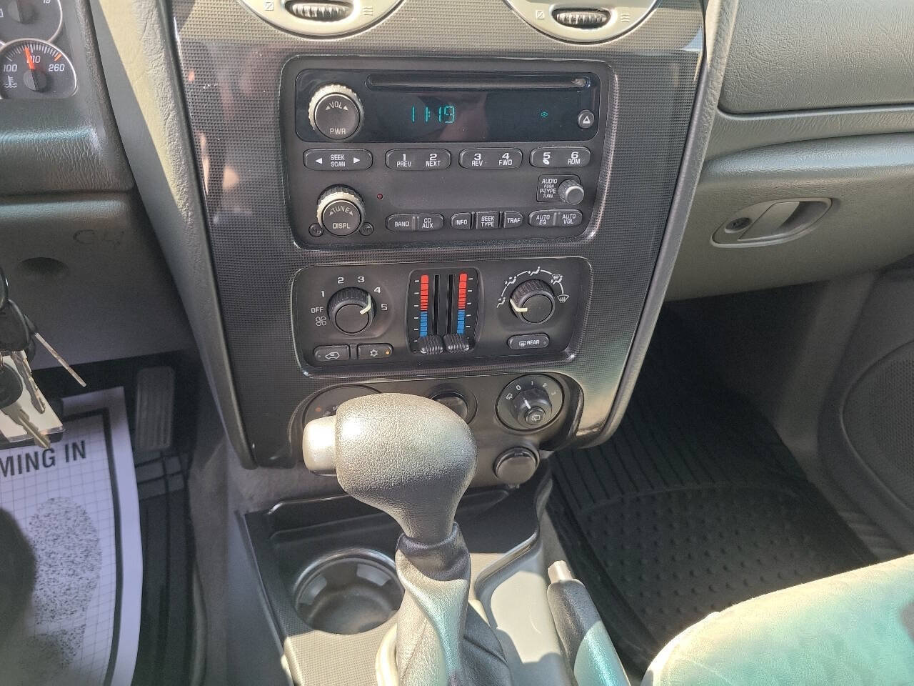 Used 2004 GMC Envoy XUV SLE w/ 1SB Preferred Equipment Group AWD/4WD image 19