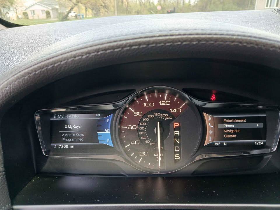 Used 2013 Lincoln MKX AWD image 12