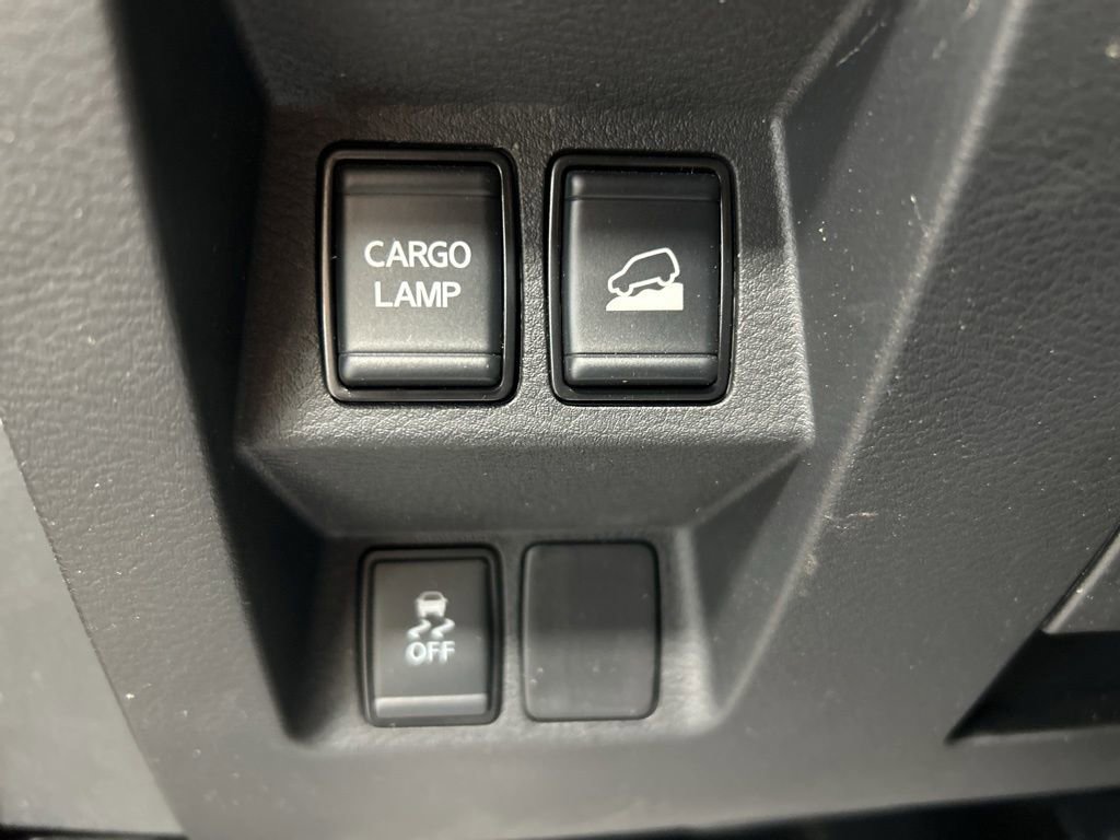 Used 2022 Nissan Frontier SV image 23