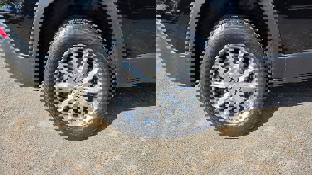 Used 2018 Jeep Cherokee Limited image 56