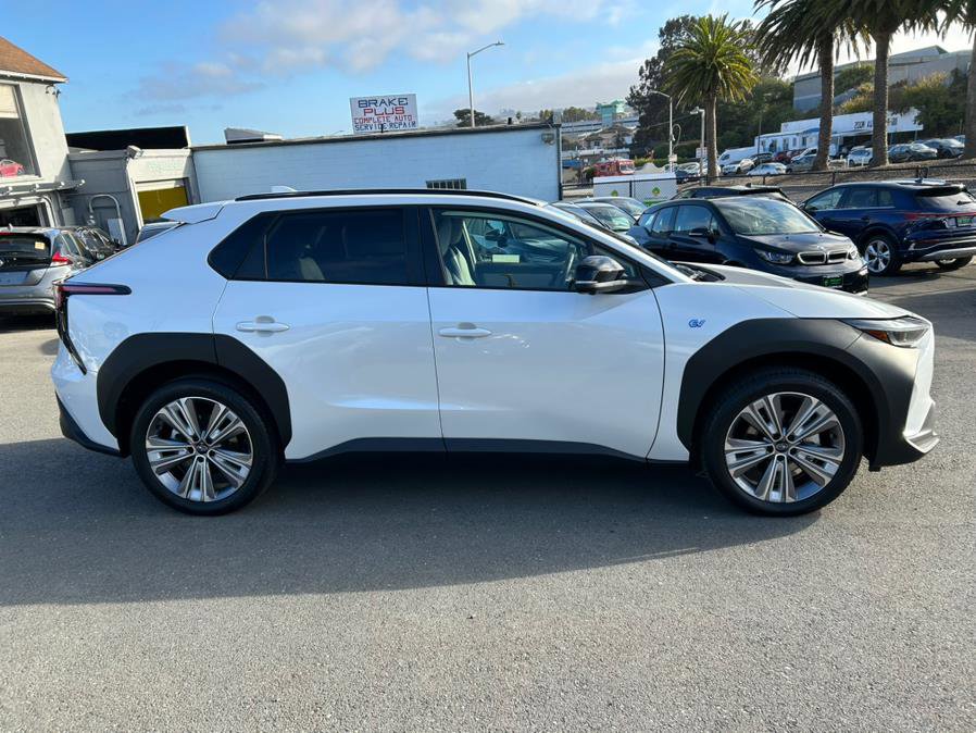 Used 2023 Subaru Solterra AWD image 4