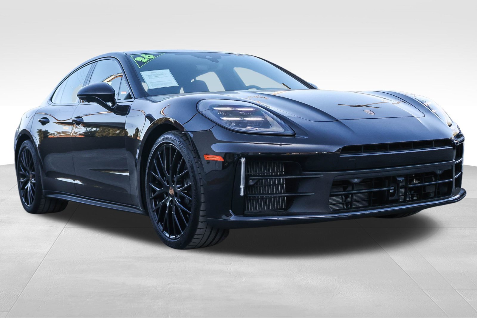 Used 2026 Porsche Panamera RWD image 3