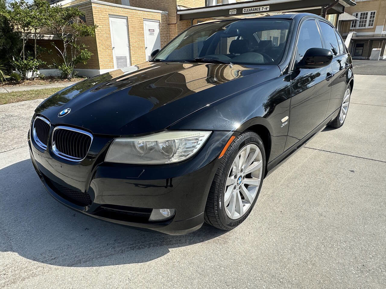 Used 2011 BMW 328i xDrive 328i xDrive AWD 4dr Sedan SULE image 2