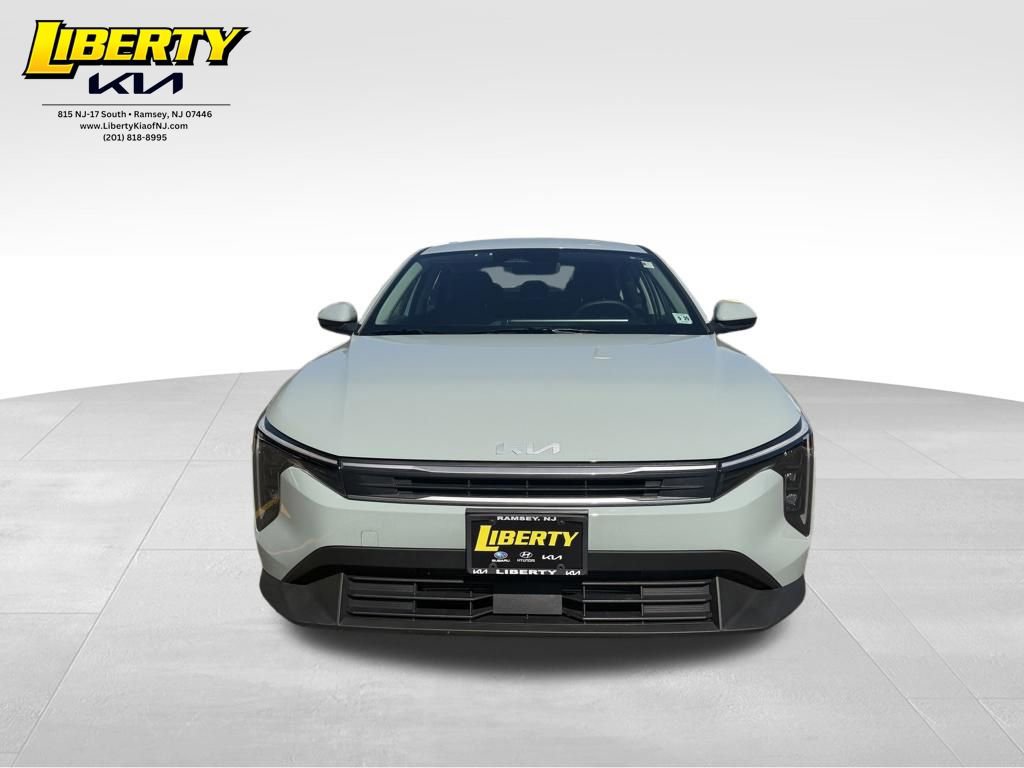 Used 2025 Kia K4 FWD video 2