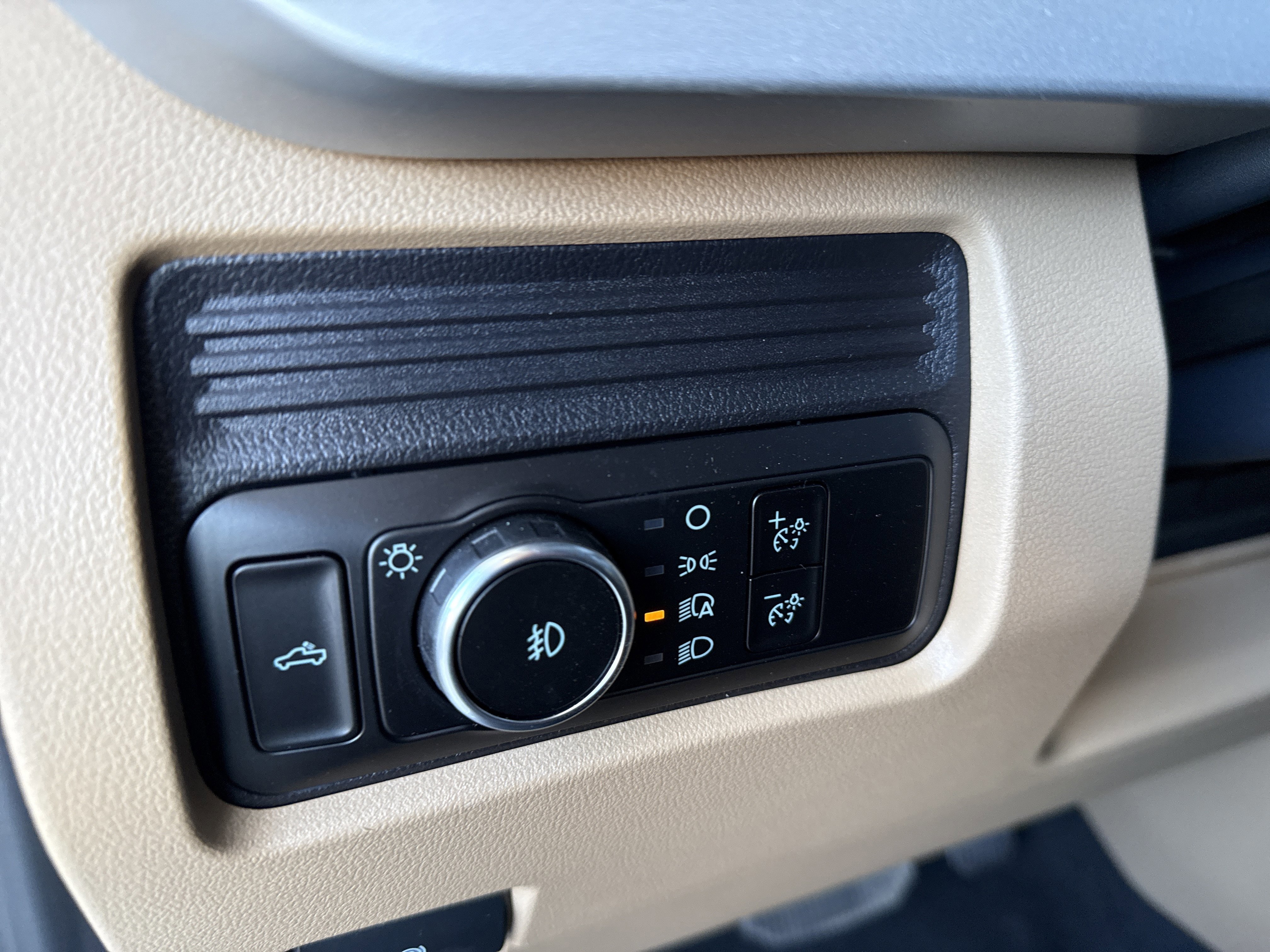 New 2026 Ford F350 XLT w/ FX4 Off-Road Package image 22