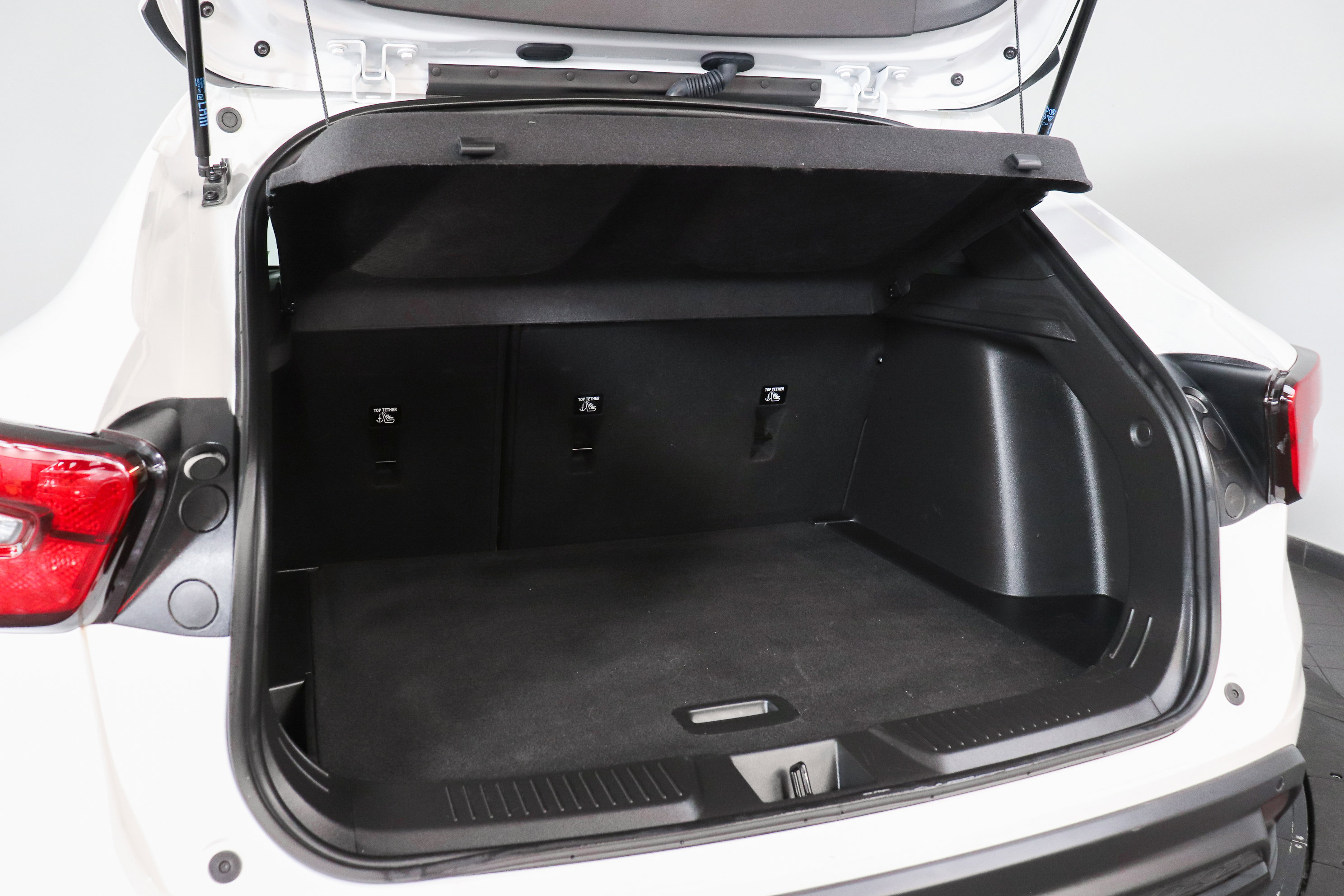 Used 2024 Chevrolet Trax RS w/ Sunroof Package image 10