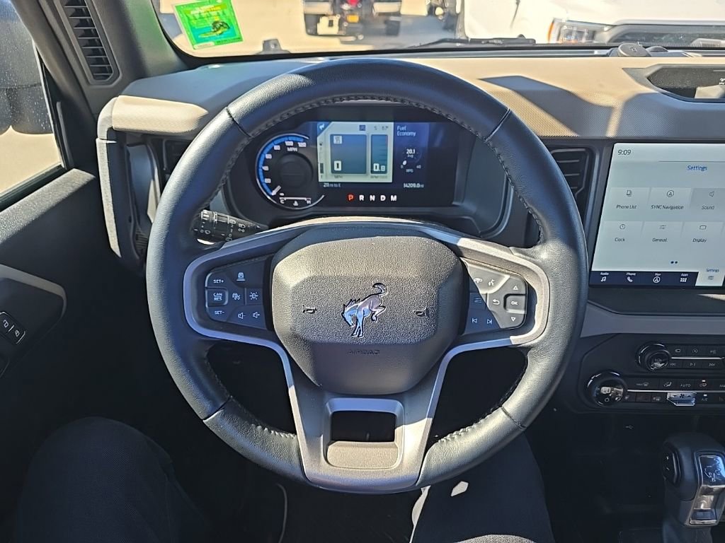 Used 2024 Ford Bronco Wildtrak AWD/4WD image 17