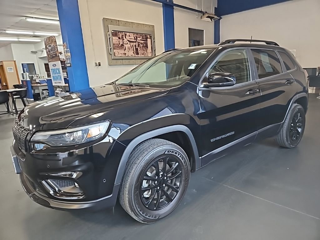 Used 2023 Jeep Cherokee Altitude Lux image 9