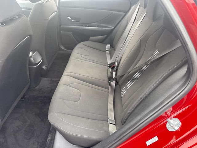 Used 2023 Hyundai Elantra SEL w/ Convenience Package image 14