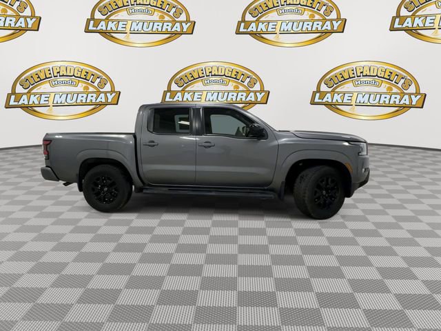 Used 2023 Nissan Frontier SV w/ Midnight Edition Package RWD image 4