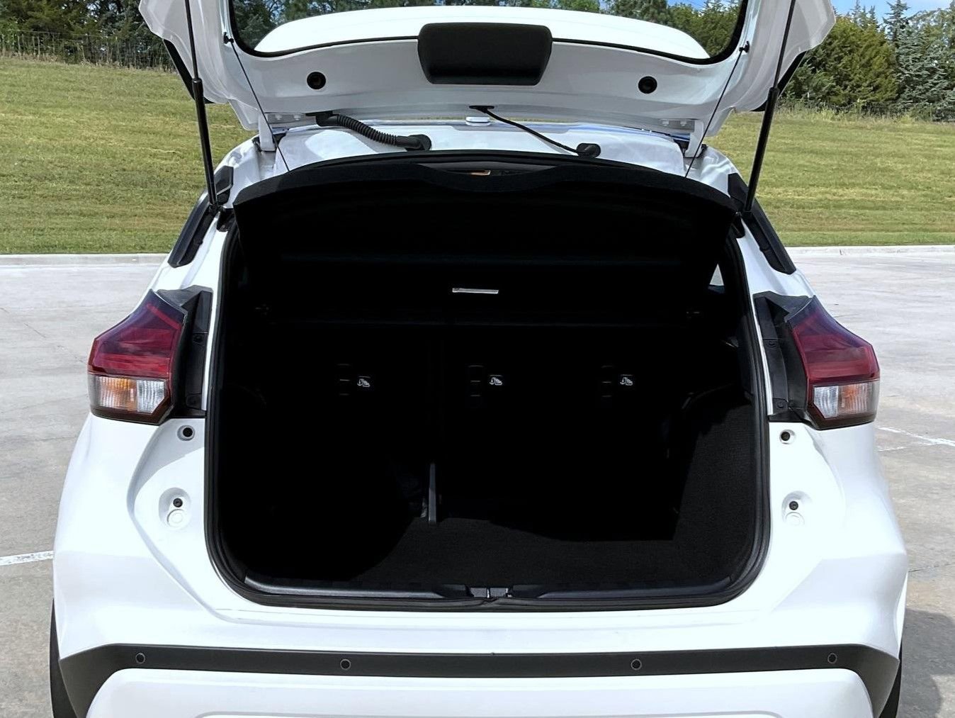 Certified 2024 Nissan Kicks SR w/ SR Premium Package image 22