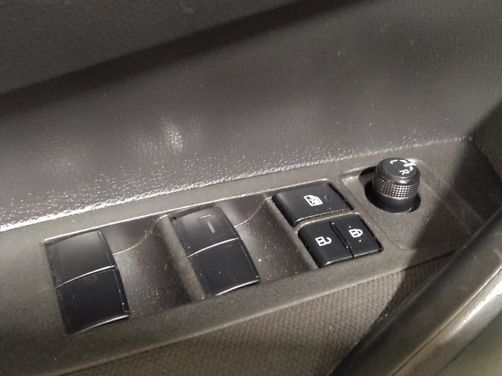 Used 2022 Toyota Corolla LE FWD image 27
