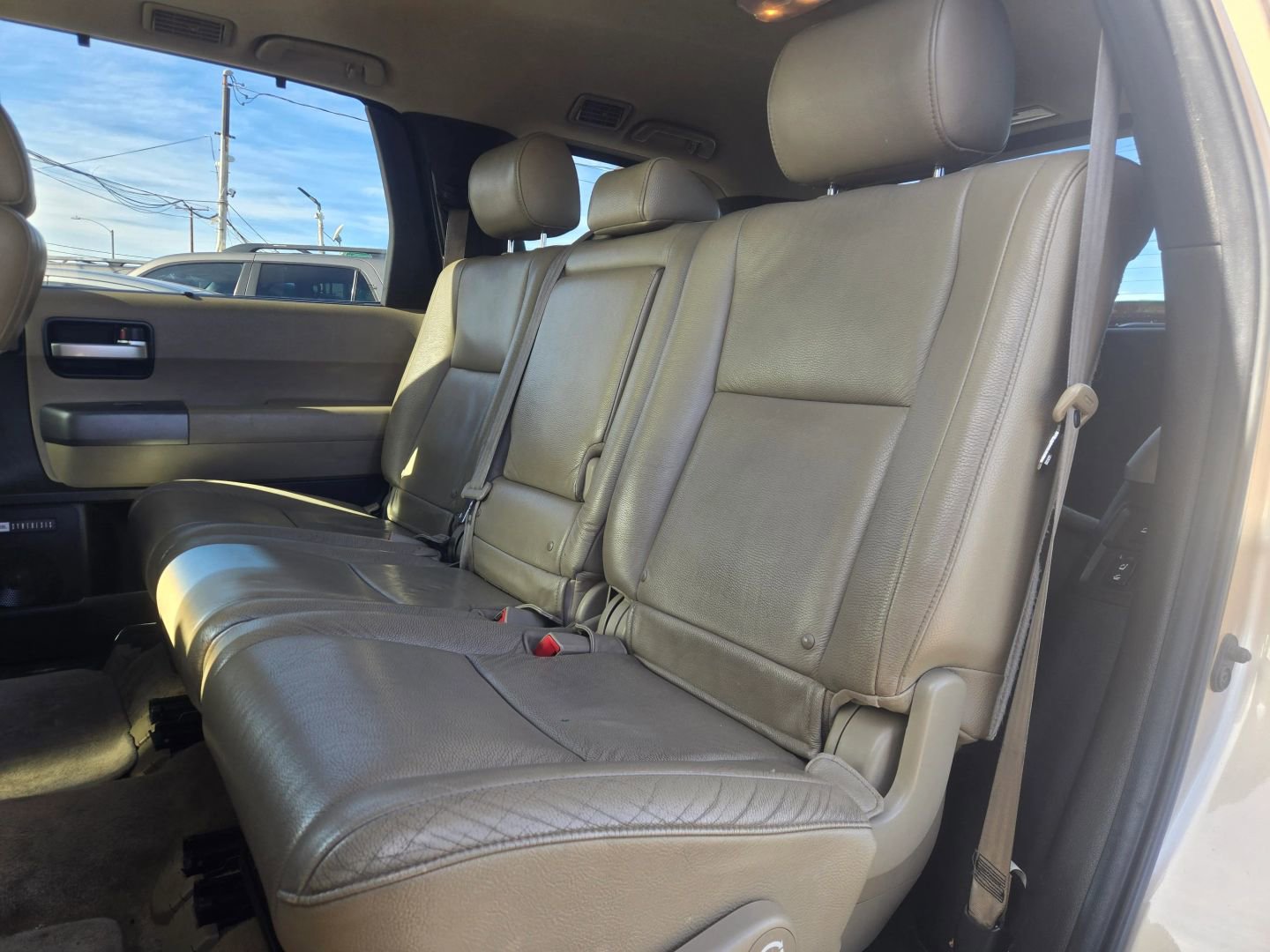 Used 2010 Toyota Sequoia Limited image 13