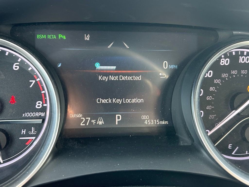 Used 2018 Toyota Camry XLE image 29