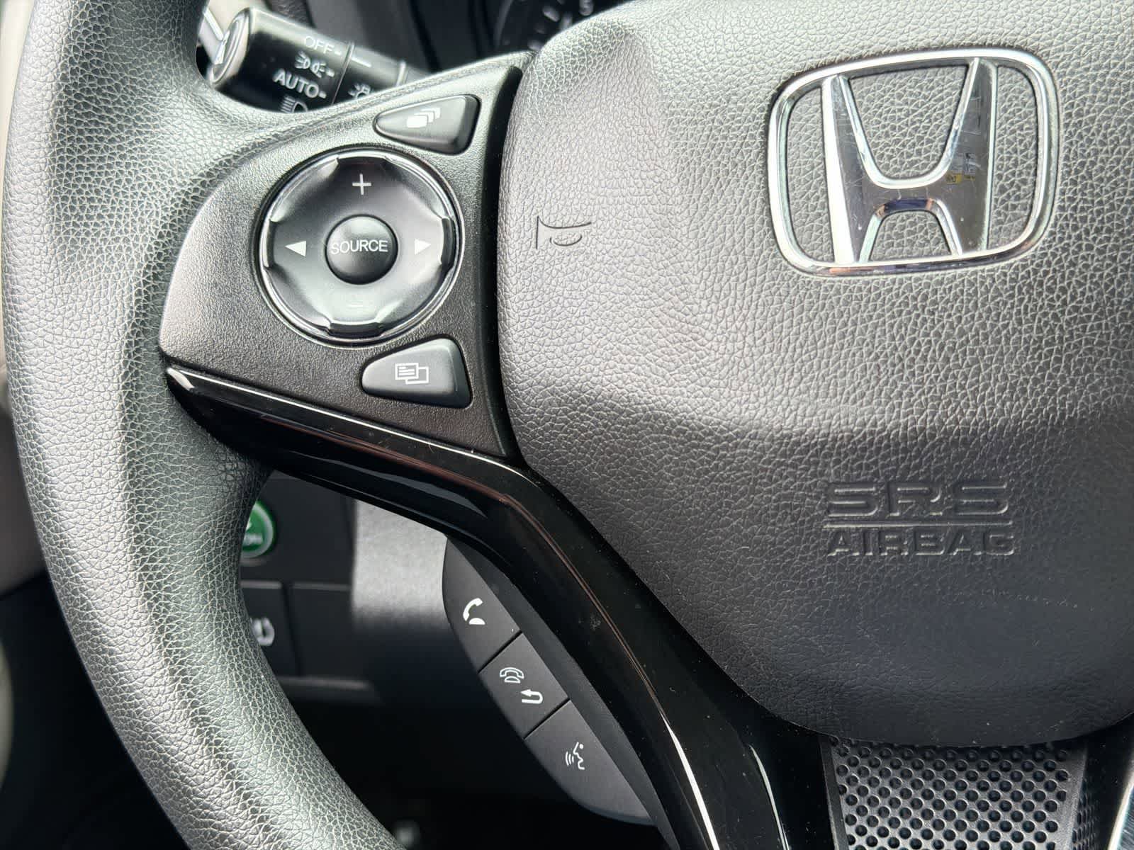 Used 2018 Honda HR-V EX image 25
