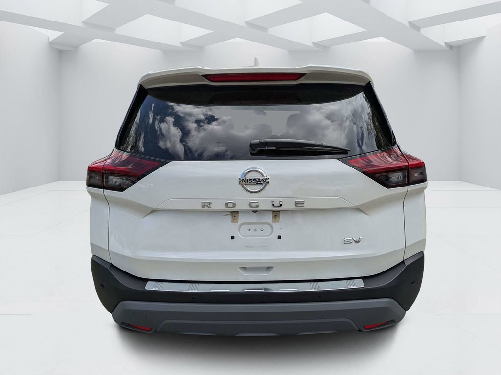 Used 2021 Nissan Rogue SV FWD image 4