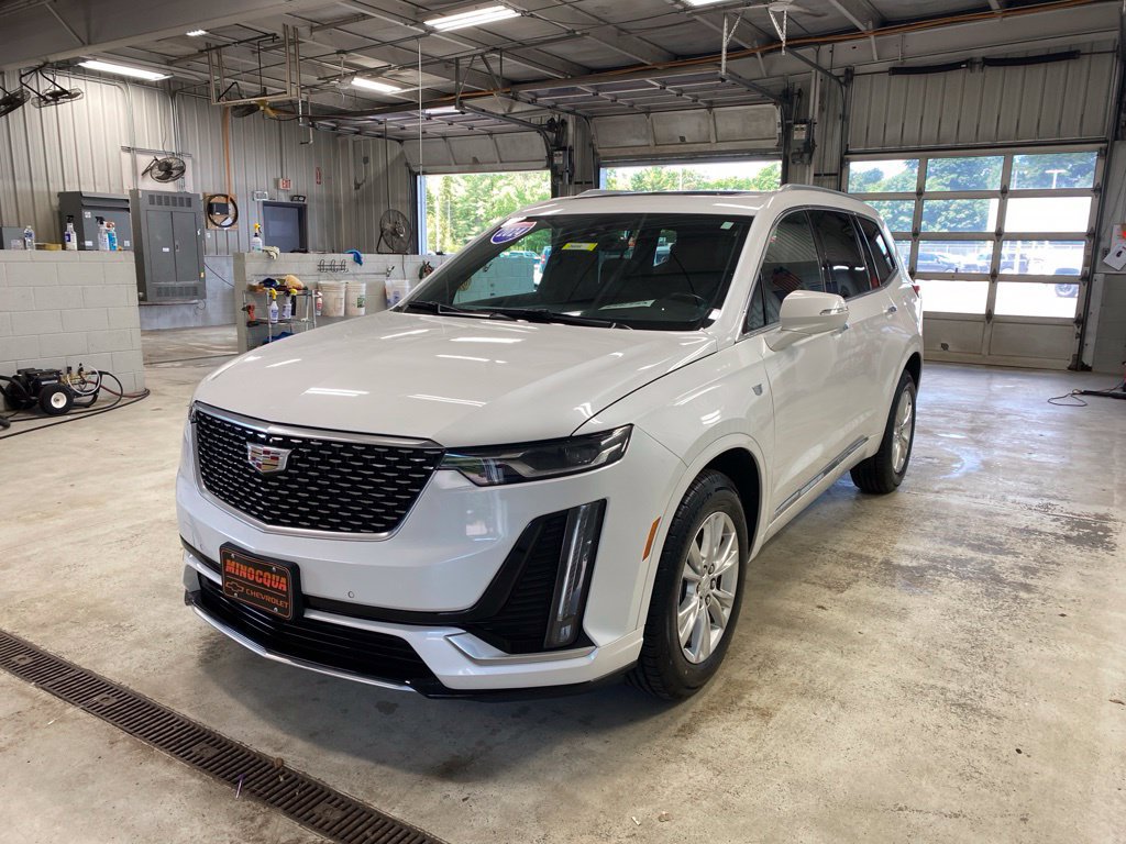 Certified 2024 Cadillac XT6 Luxury w/ LPO, Floor Liner Package AWD/4WD image 6