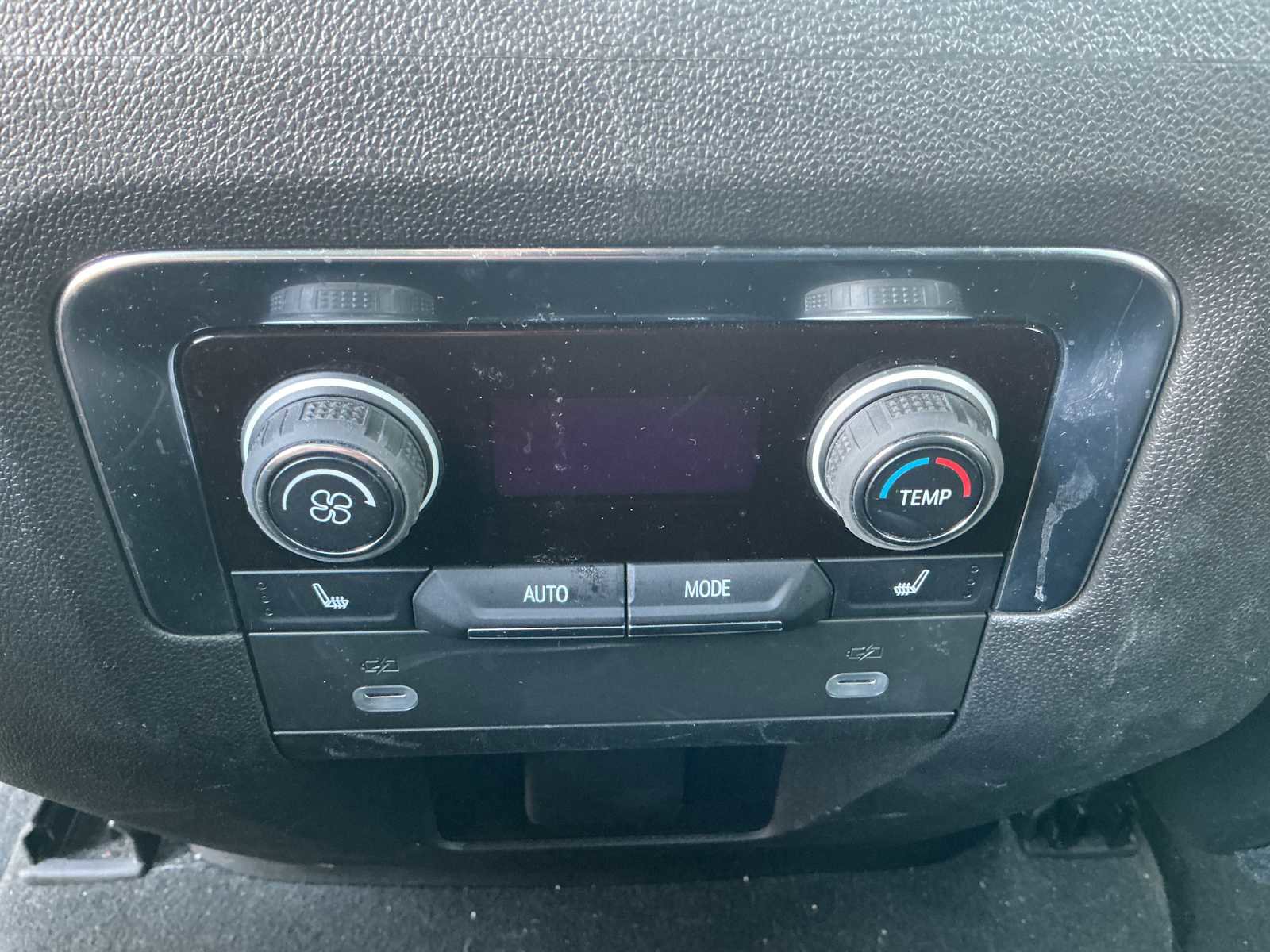 Used 2021 Chevrolet Tahoe LT w/ LT Signature Package AWD/4WD image 16