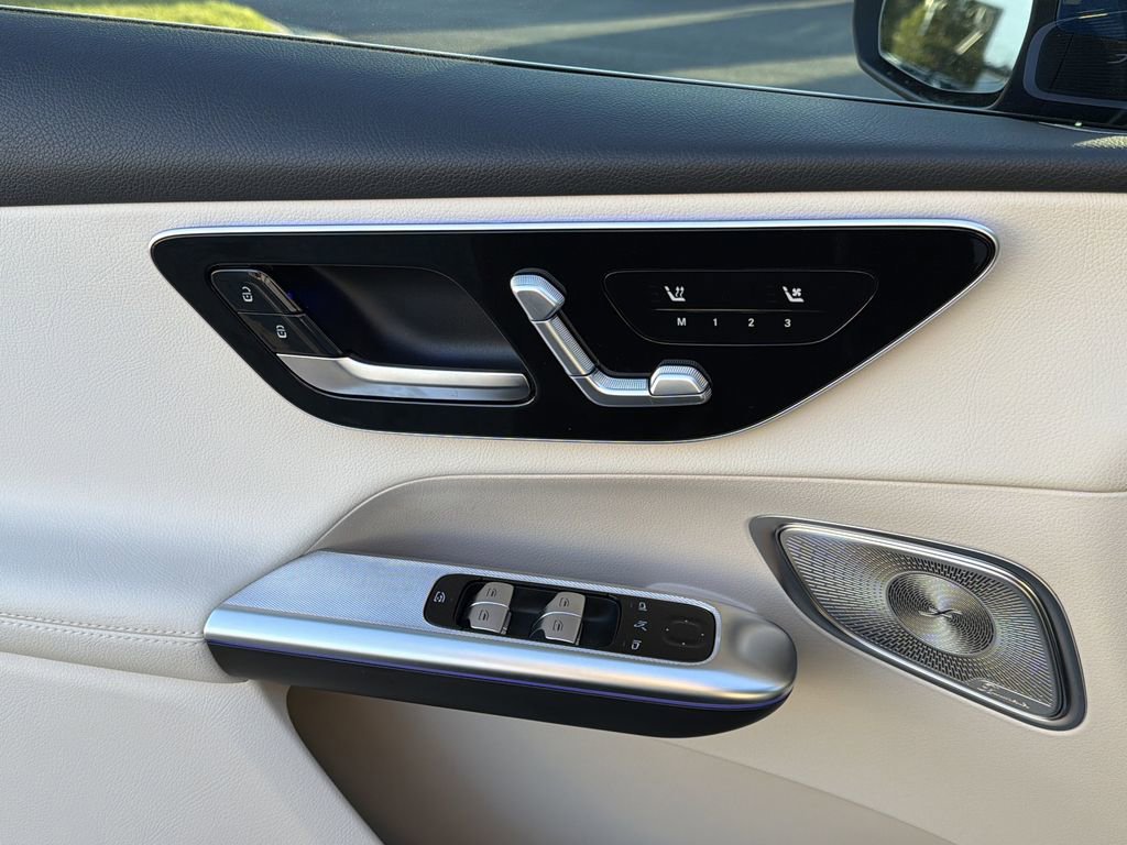 New 2026 Mercedes-Benz GLC 300 4MATIC image 23