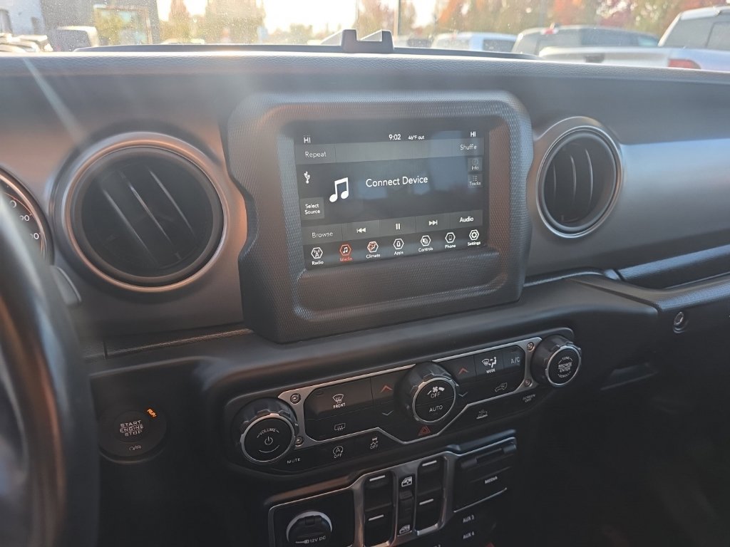 Used 2021 Jeep Wrangler Unlimited Sport AWD/4WD image 17