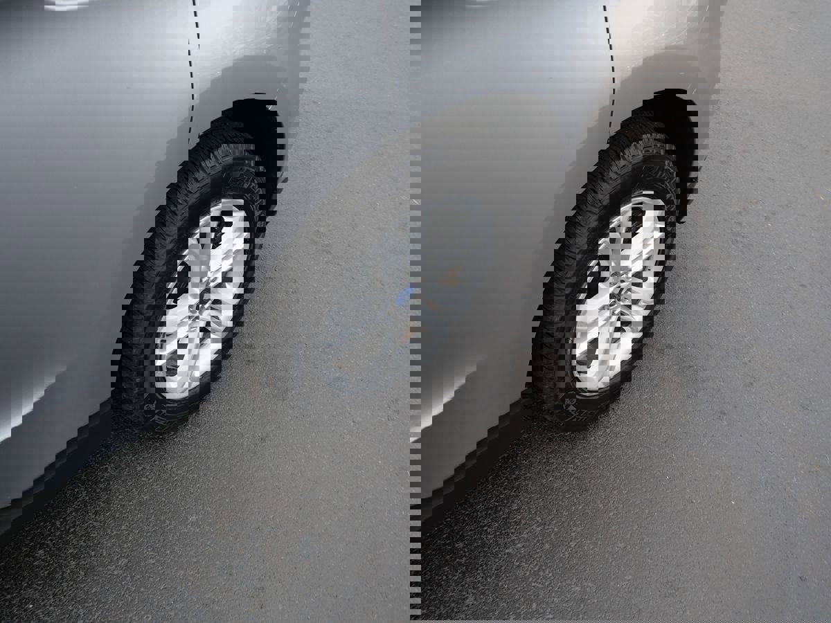 Used 2020 Ford Edge SEL w/ Convenience Package image 36