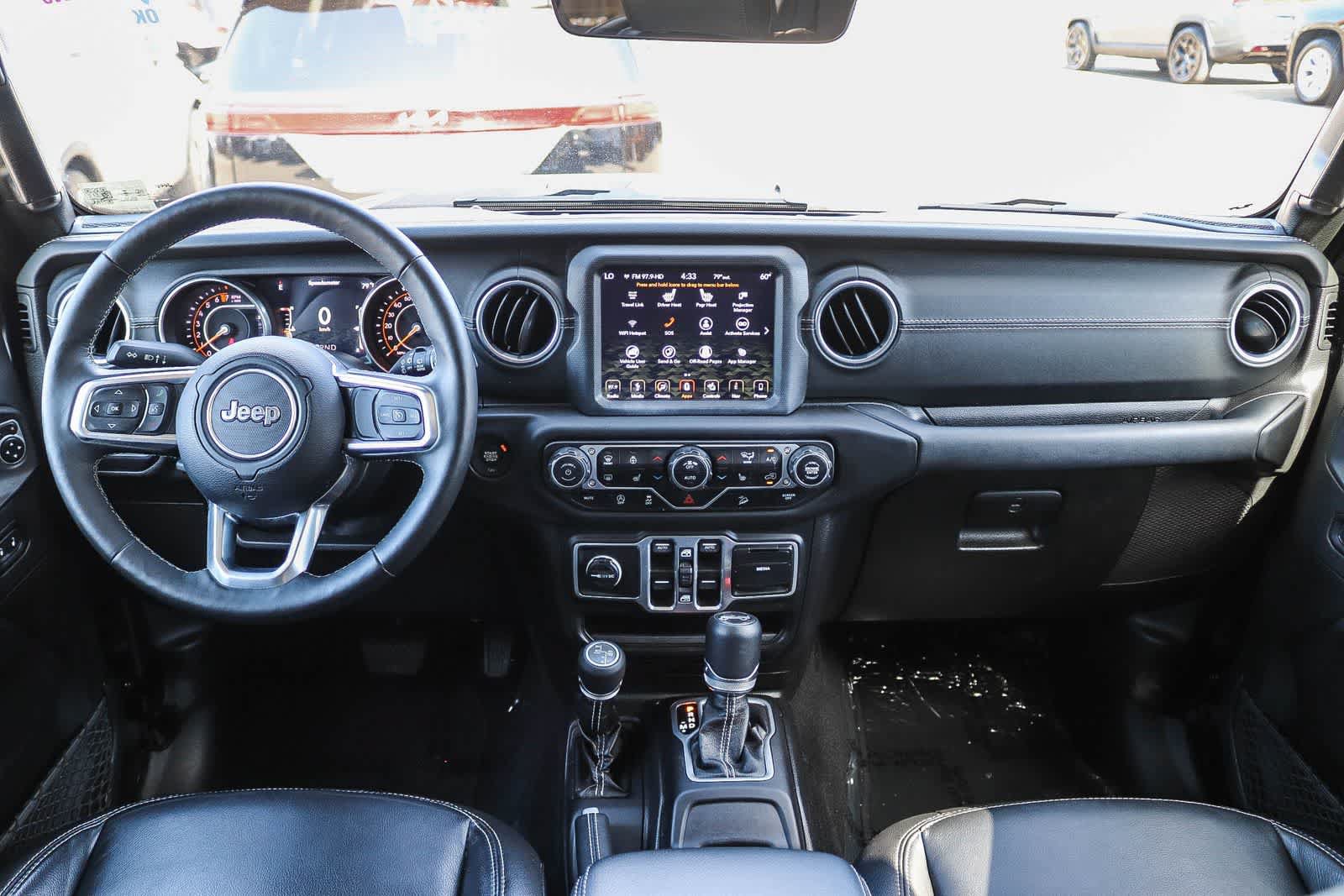 Used 2018 Jeep Wrangler Unlimited Sahara AWD/4WD image 14