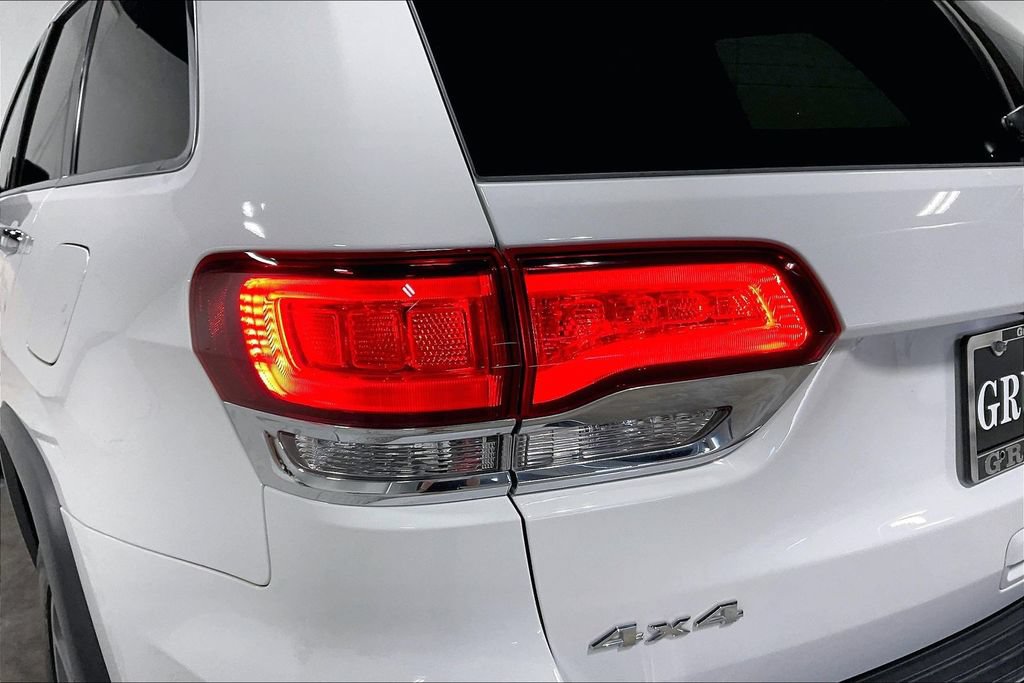 Used 2021 Jeep Grand Cherokee Limited AWD/4WD image 37