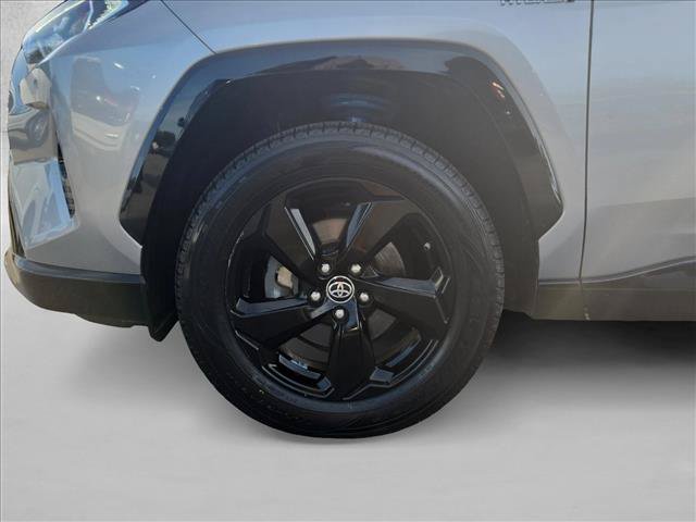 Used 2019 Toyota RAV4 XSE w/ XSE Weather Package AWD/4WD image 25