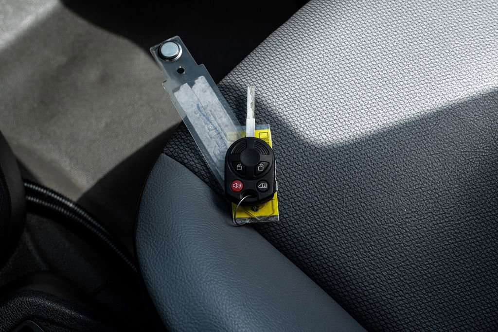 Used 2016 Ford Transit Connect XL image 53