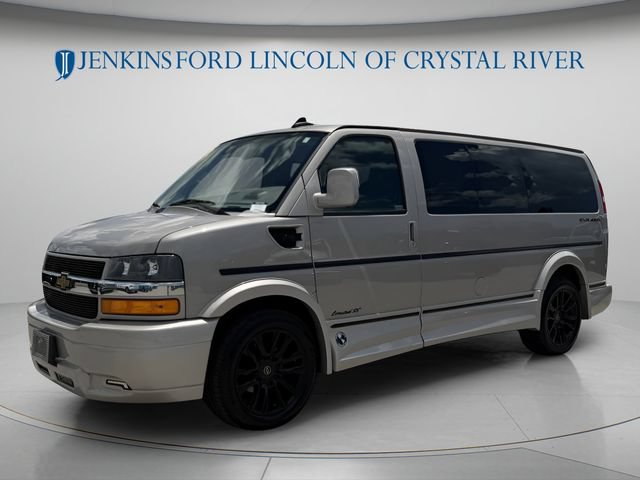 Used 2021 Chevrolet Express 2500 RWD image 14