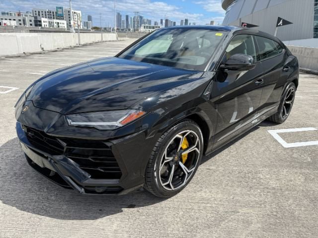 Used 2020 Lamborghini Urus image 34