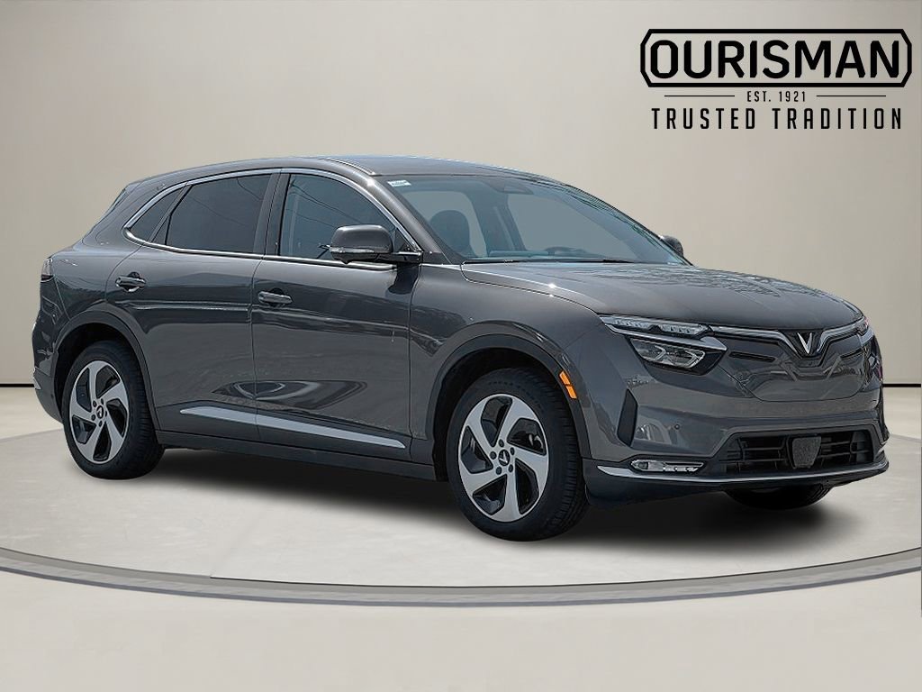 New 2025 VinFast VF 8 Eco image 1