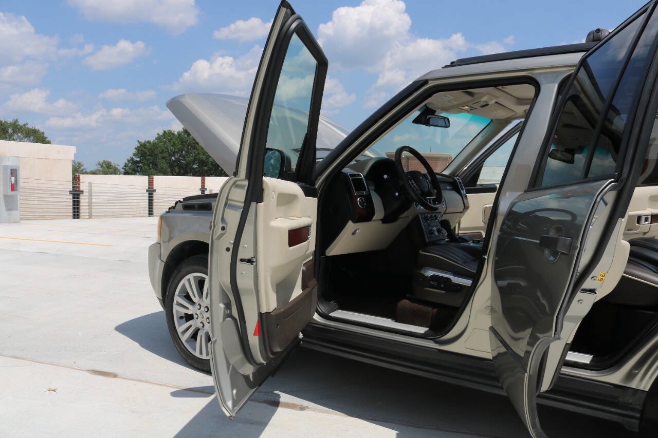 Used 2010 Land Rover Range Rover HSE LUX AWD/4WD image 23
