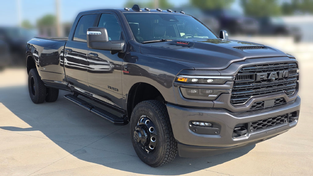 New 2026 RAM 3500 Laramie w/ Night Edition AWD/4WD image 8