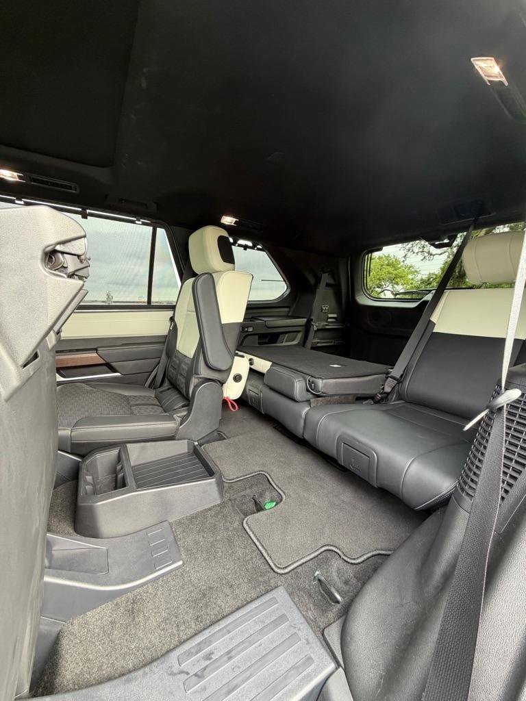 Used 2025 Toyota Sequoia Capstone AWD/4WD image 15