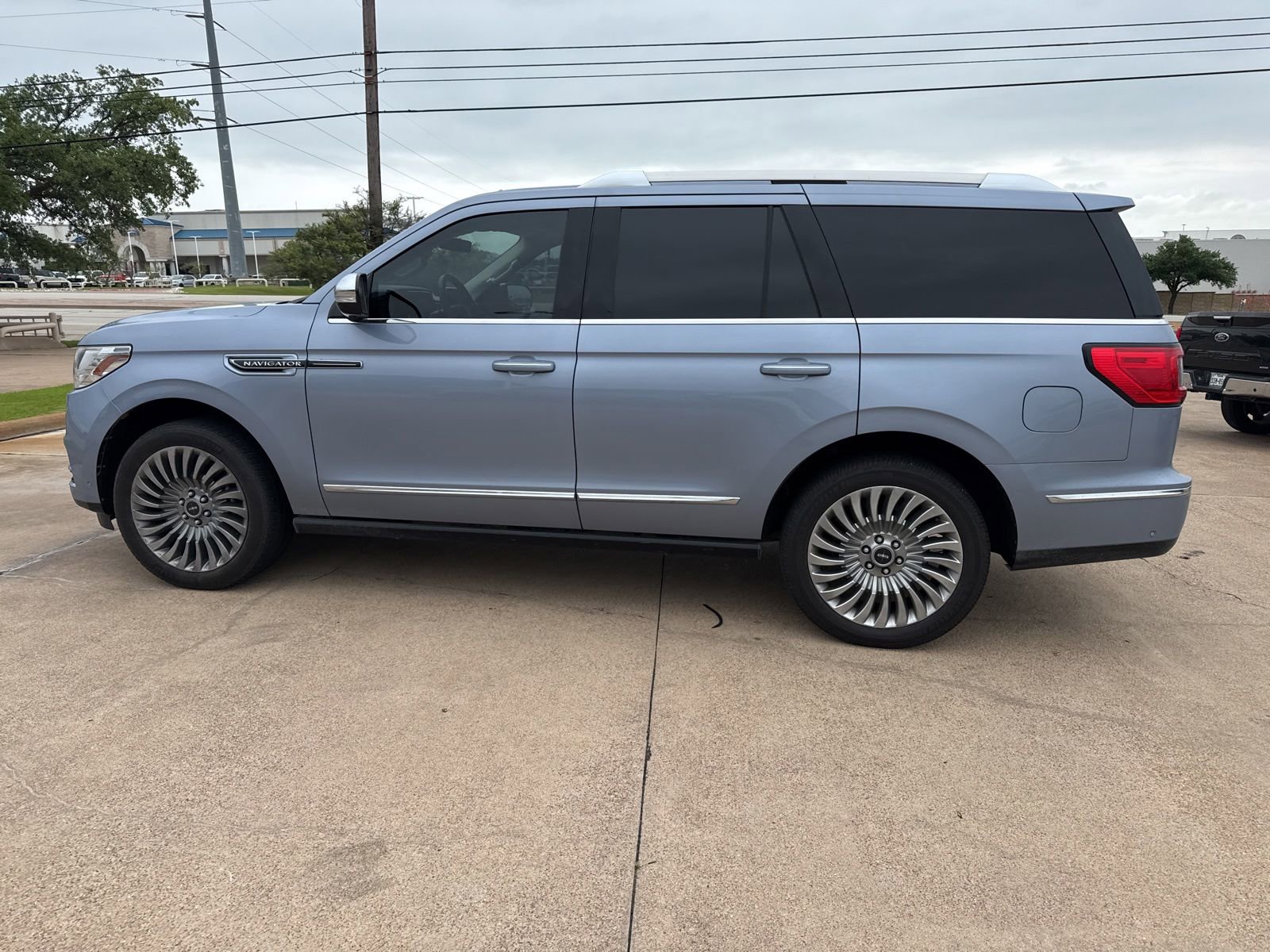Used 2020 Lincoln Navigator Black Label AWD/4WD image 4