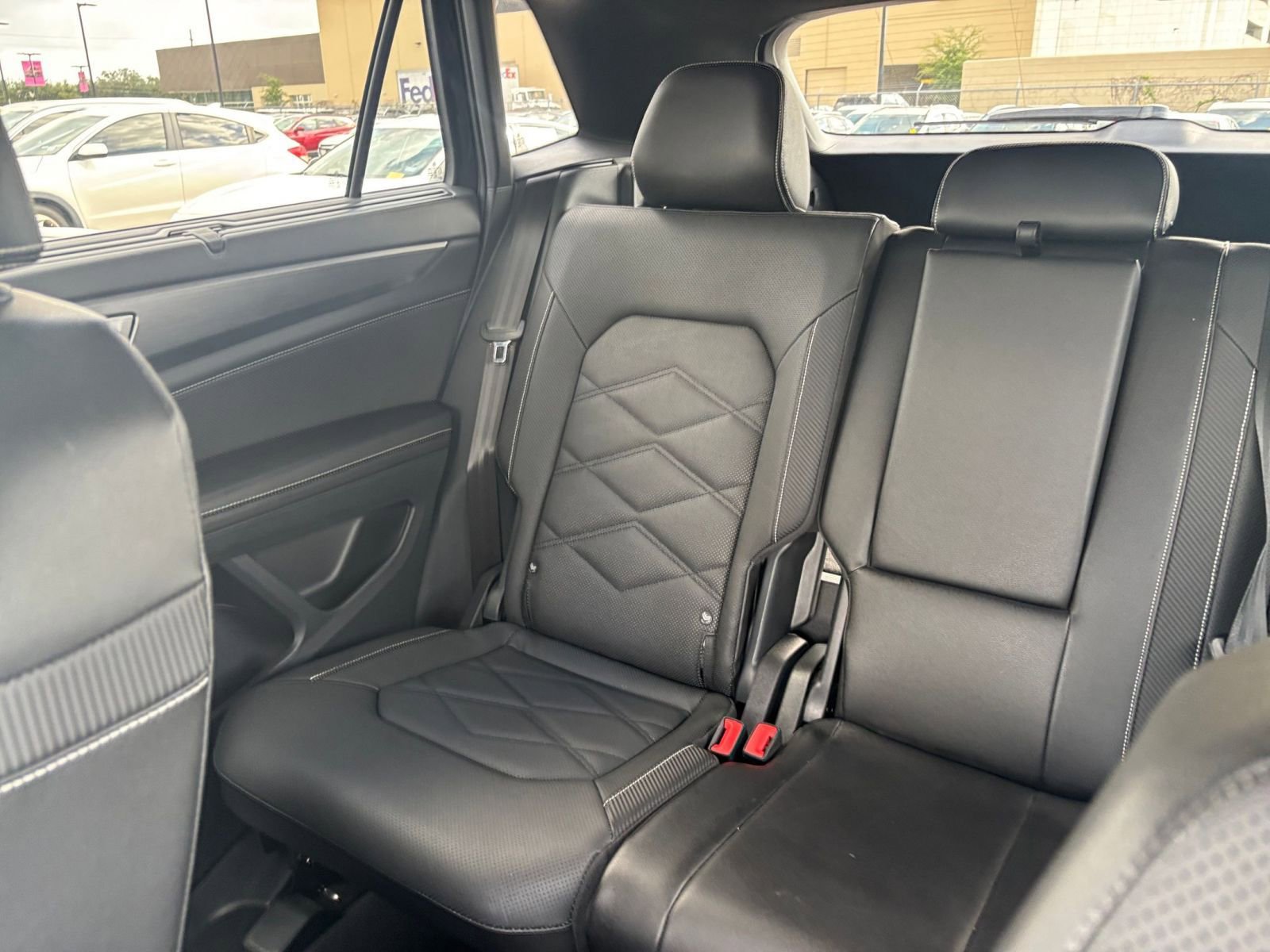 Used 2025 Volkswagen Atlas Cross Sport SE image 39