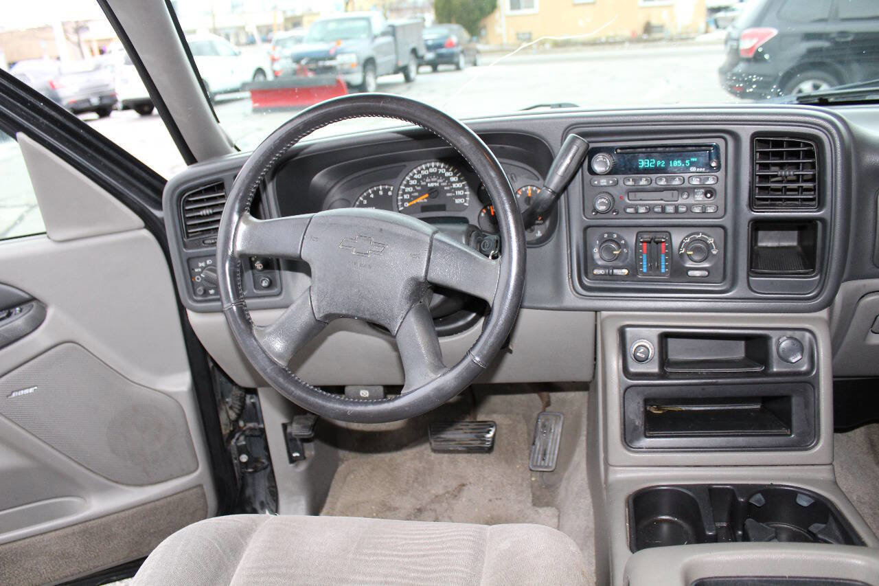 Used 2003 Chevrolet Tahoe LS image 14