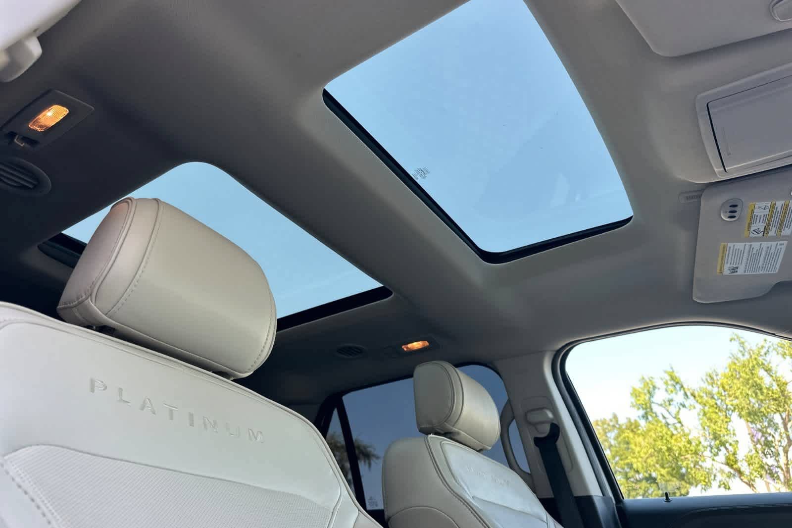 Certified 2017 Ford Explorer Platinum AWD/4WD image 18