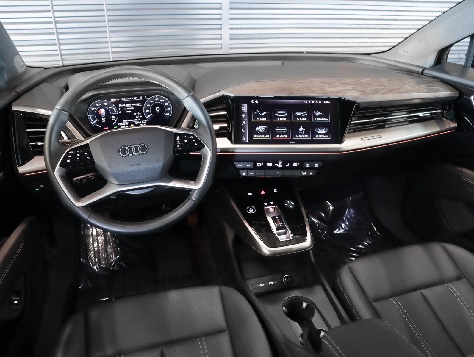 Used 2023 Audi Q4 e-tron Premium Plus w/ Premium Plus AWD/4WD image 21
