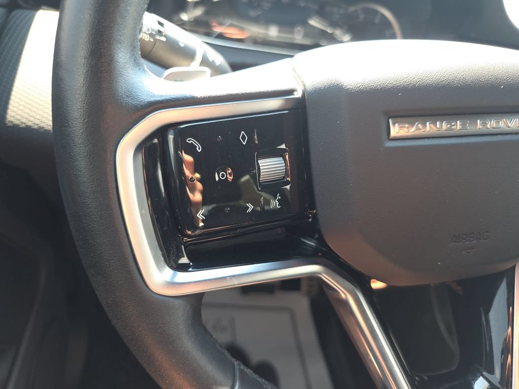 Used 2023 Land Rover Range Rover Evoque R-Dynamic S AWD/4WD image 17