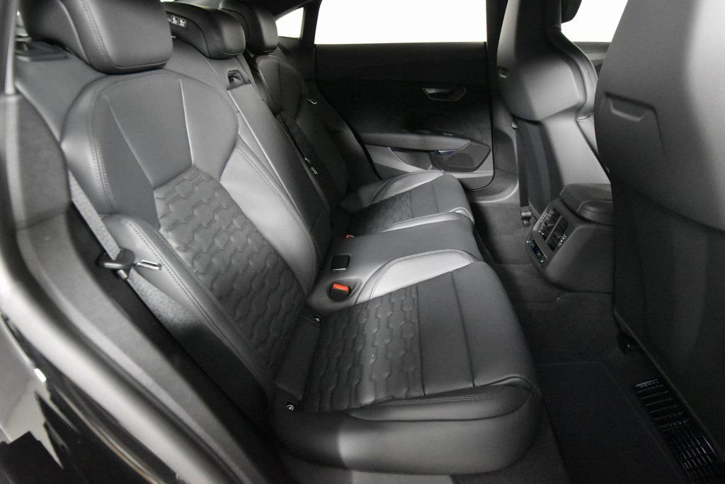 New 2025 Audi RS e-tron GT performance image 11
