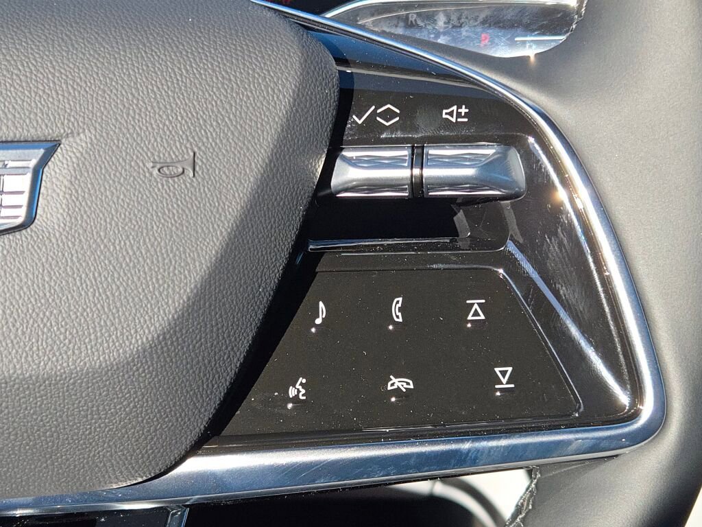 New 2026 Cadillac Lyriq Premium Luxury image 34