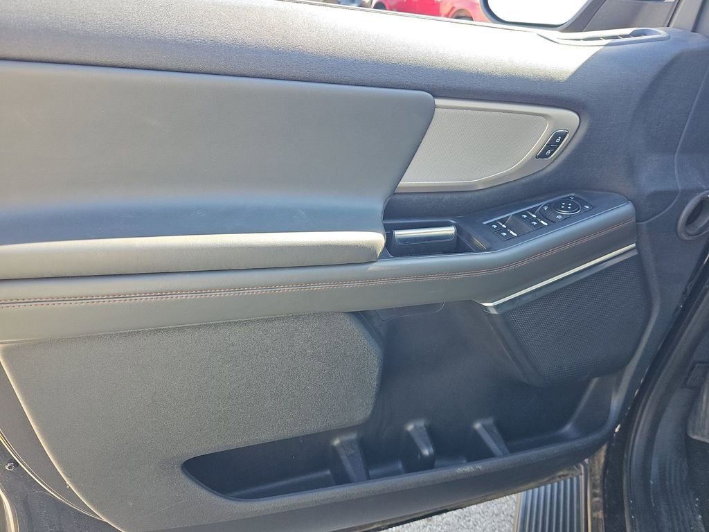 Used 2025 Ford Expedition Max Active image 20